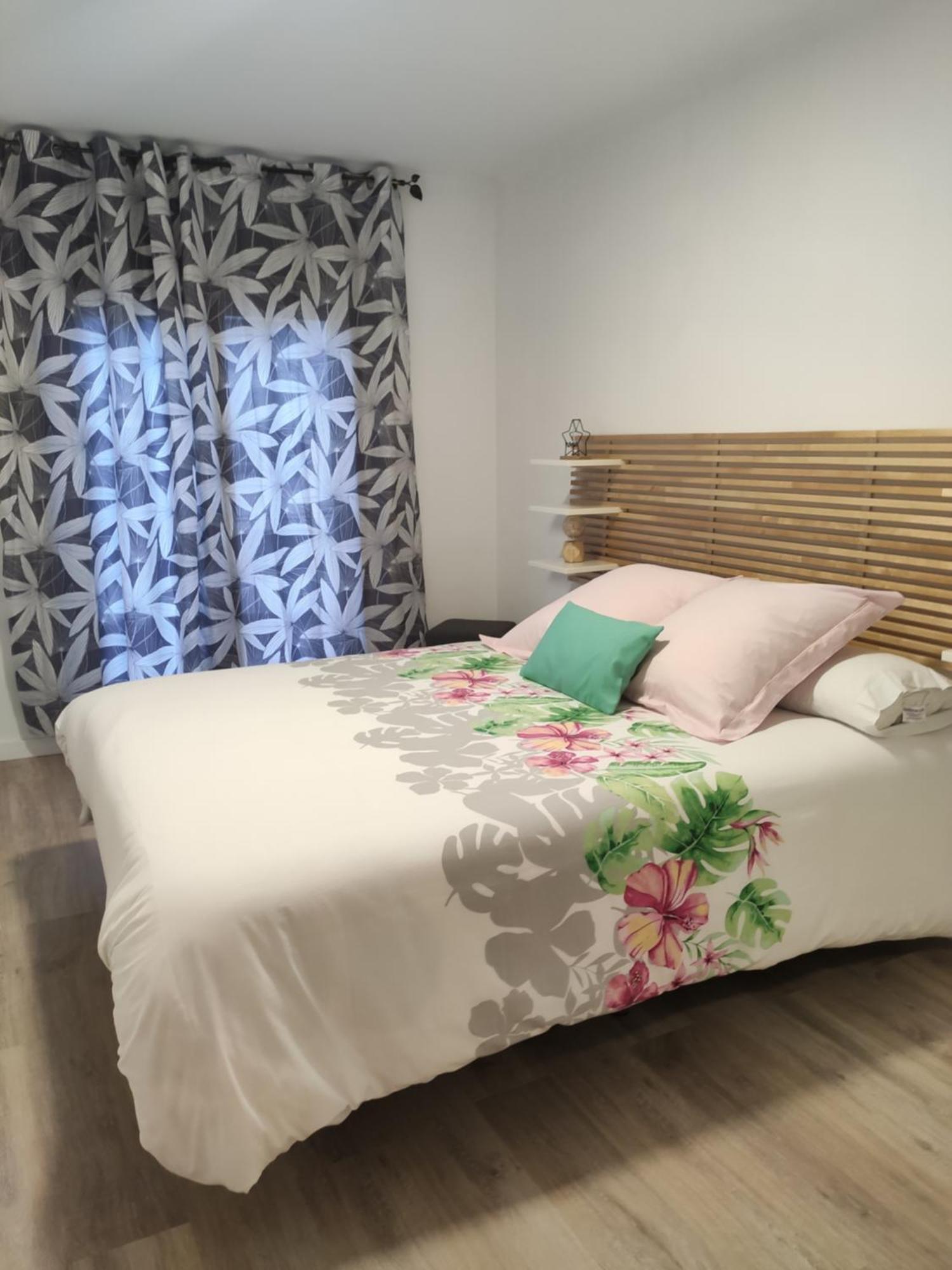 Apartamento Confort II La Seu d'Urgell Exteriör bild